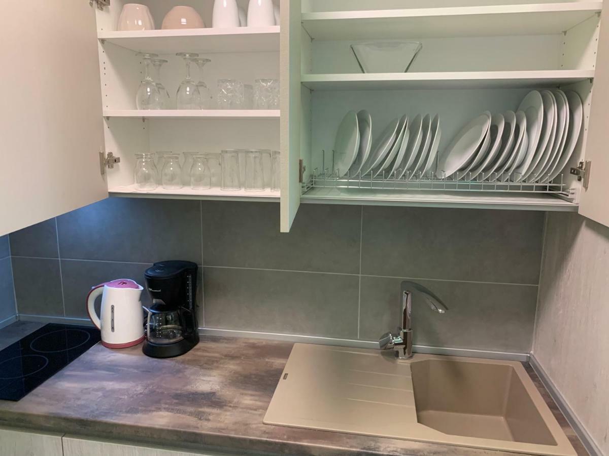 וורוורו Castella Apartments מראה חיצוני תמונה